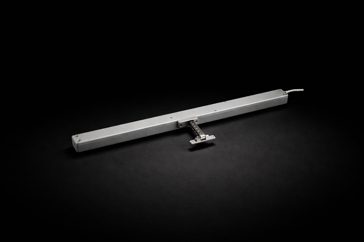 UCS Quasar 500mm chain actuator with speed synchronisation